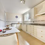 Guzman - Stefka Villa Calp