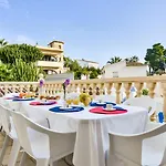 Guzman - Stefka Villa *