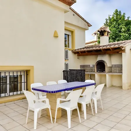 Guzman - Stefka Willa Calpe