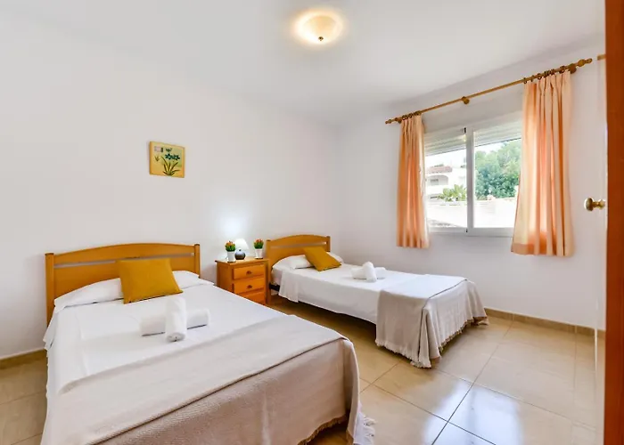 Guzman - Stefka Willa