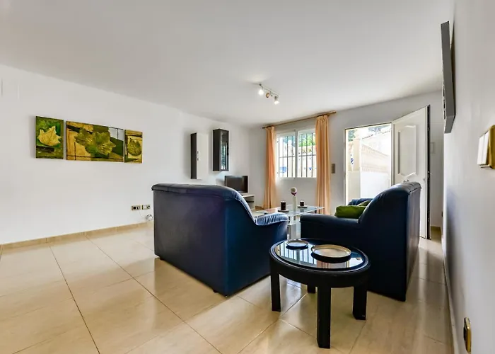 Guzman - Stefka Willa