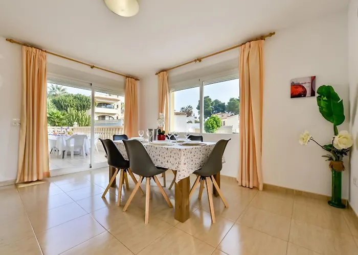 Willa Guzman - Stefka