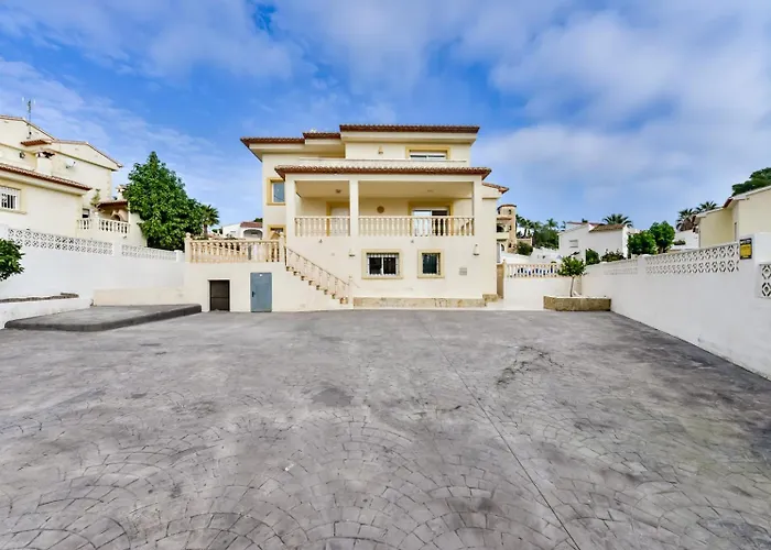 Guzman - Stefka Villa *